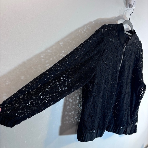 BOMBER JACKET Sz XXL (estimated) Jacket Open Lace Elastic Hem & Cuffs Satin Trim - Picture 2 of 8